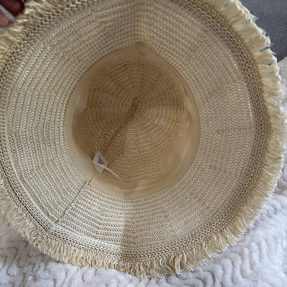 Sun hat - Picture 3 of 4